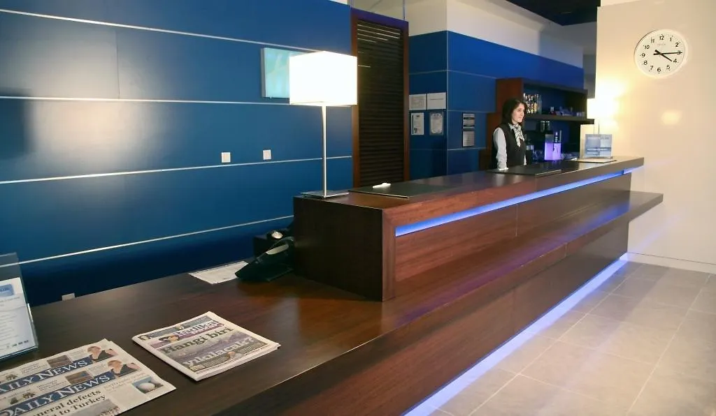 Holiday Inn Express Istanbul-Ora Hotel